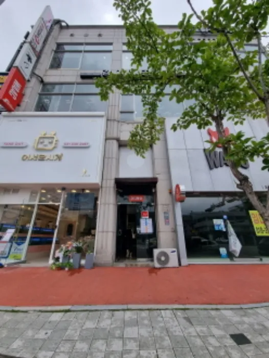 경기 용인시 수지구 죽전동 876-6, 1층106호 (죽전동,코디클럽) 외 3필지