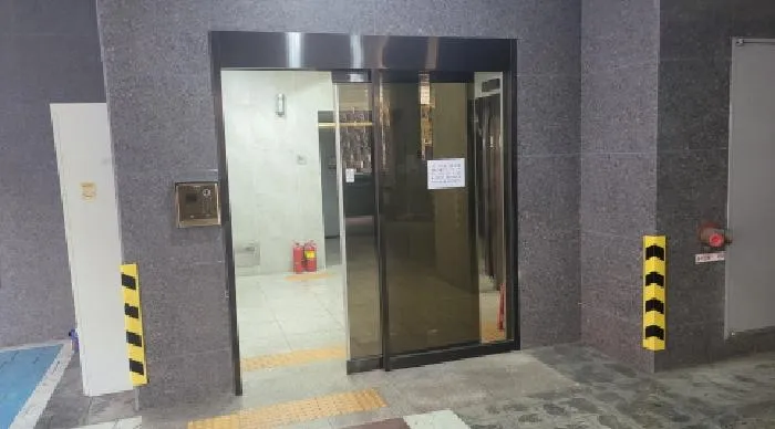 사진 2