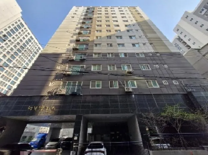 경기도 안양시 만안구 안양동 395-13 행복팰리스 9층902호 외 6필지